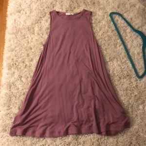 sleeveless dress